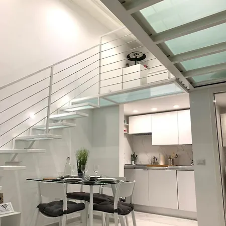 White House In Isola District Apartment